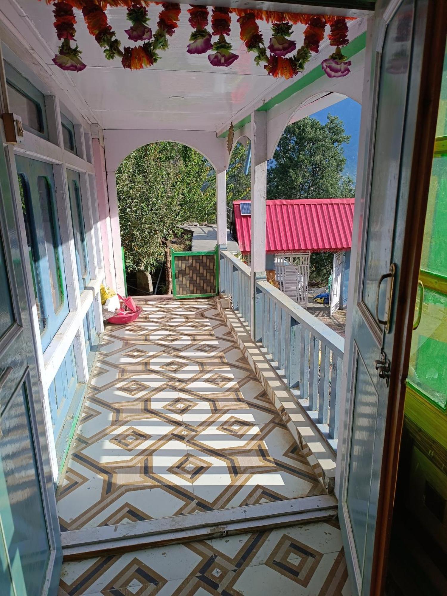 Kin Vatika Homestay Kalpa