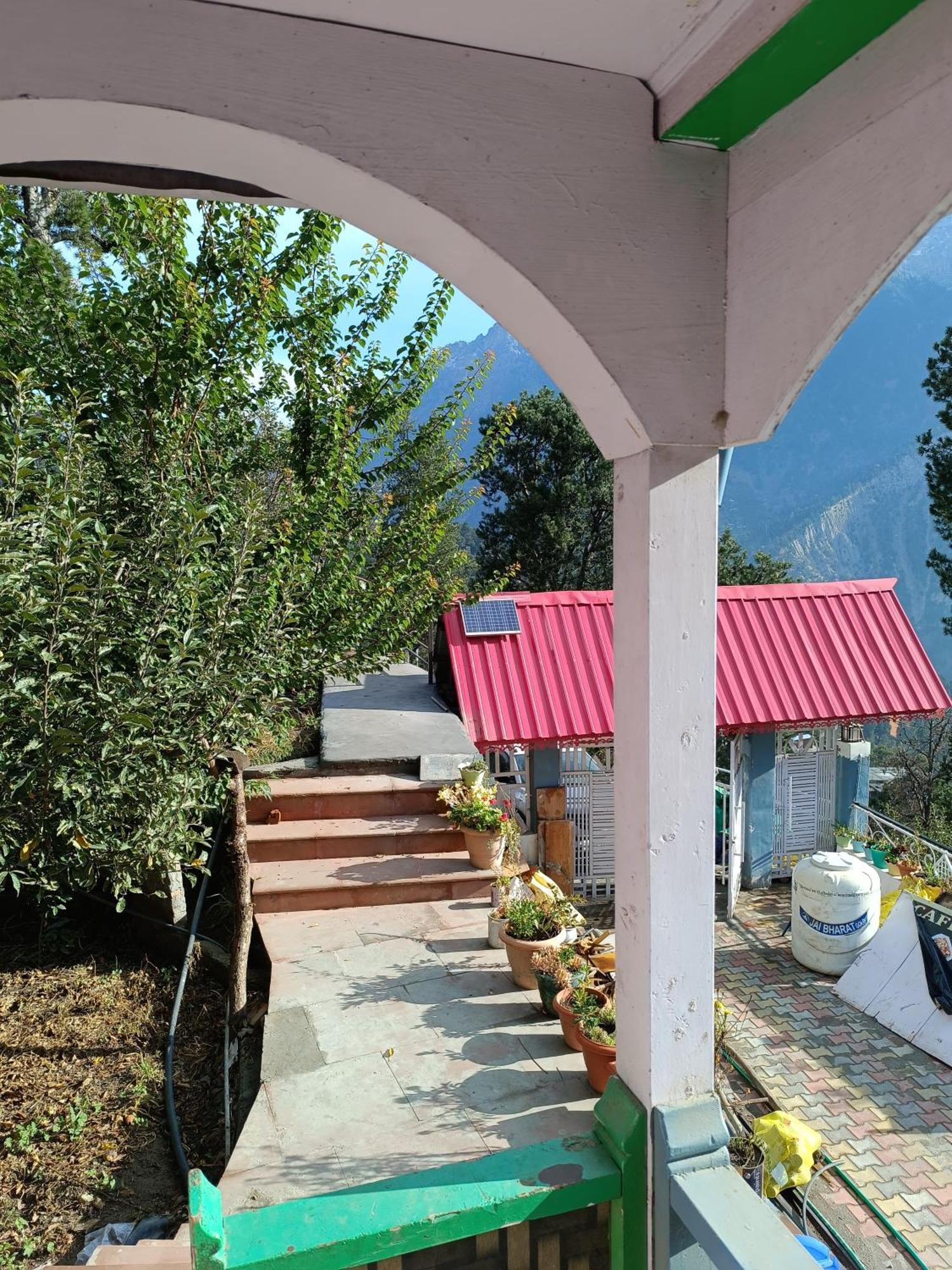 Kin Vatika Homestay Kalpa